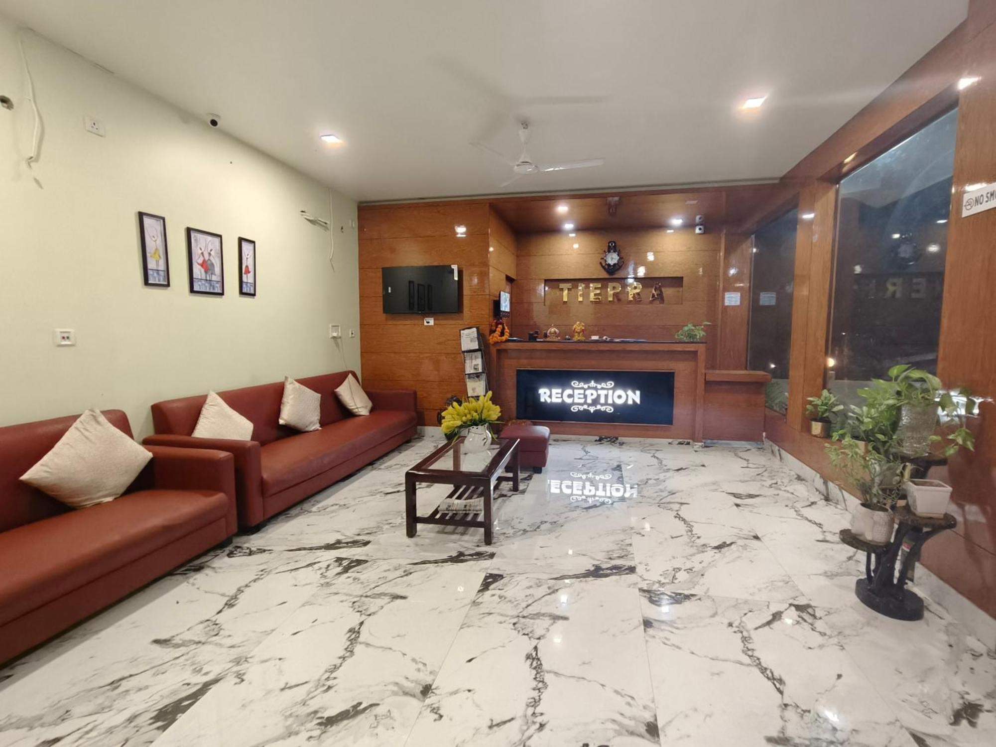 Tierra Hotel Cum Restaurant Kaziranga Luaran gambar